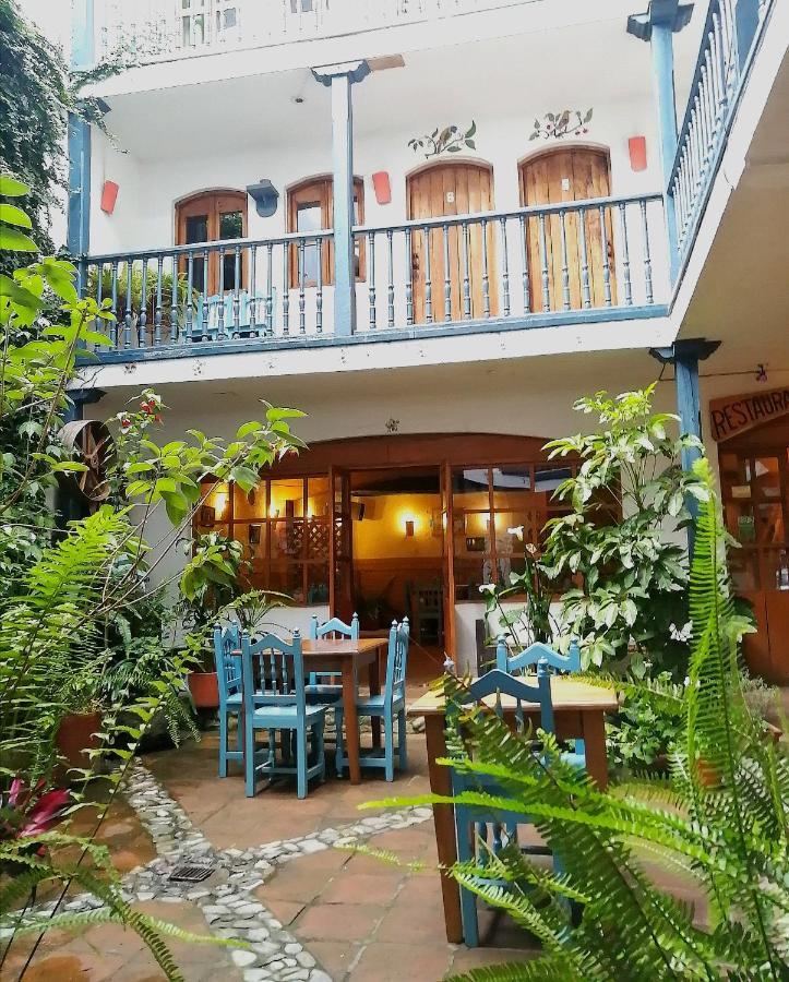 Hotel Dona Esther Otavalo Extérieur photo