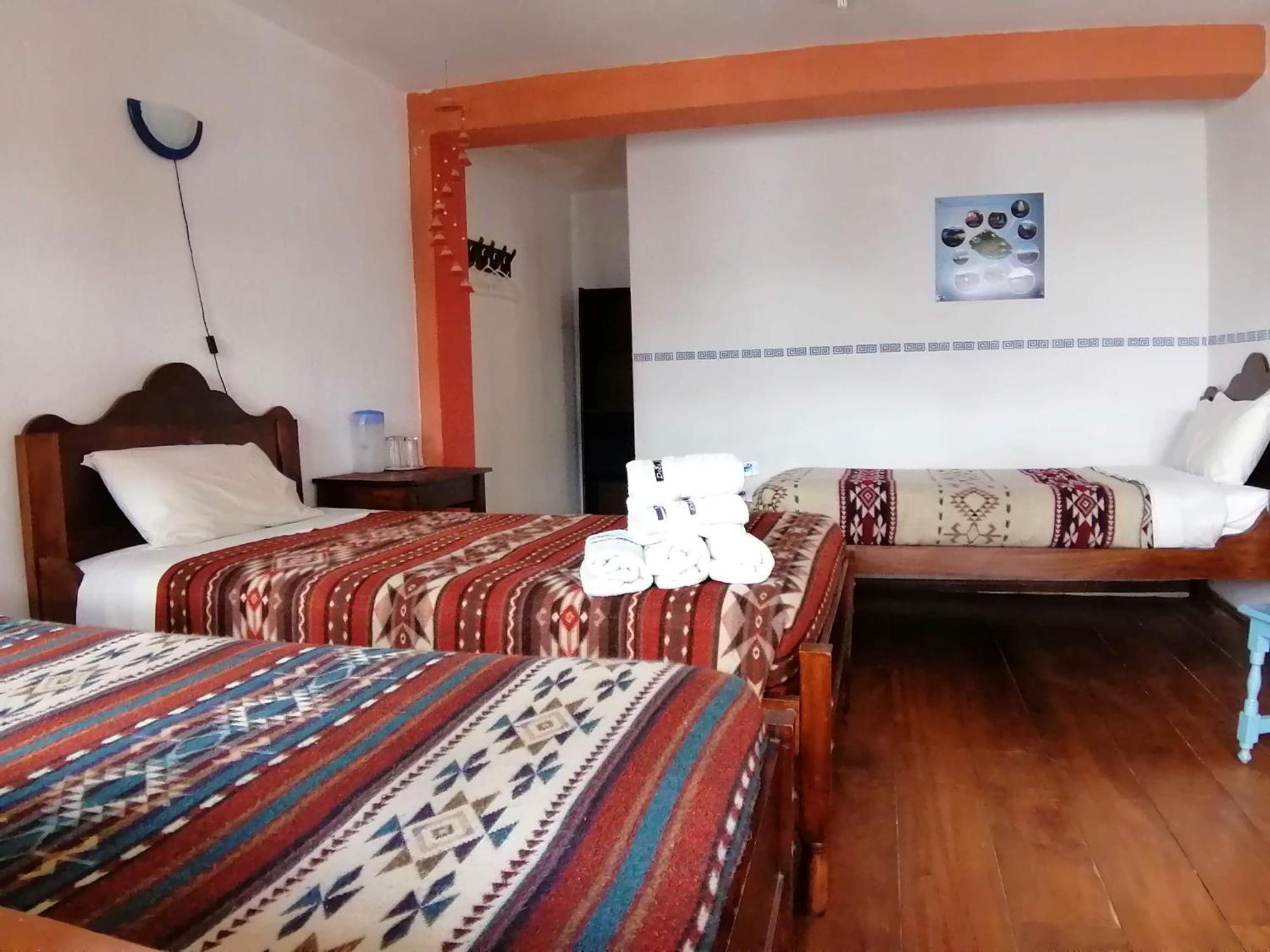 Hotel Dona Esther Otavalo Extérieur photo