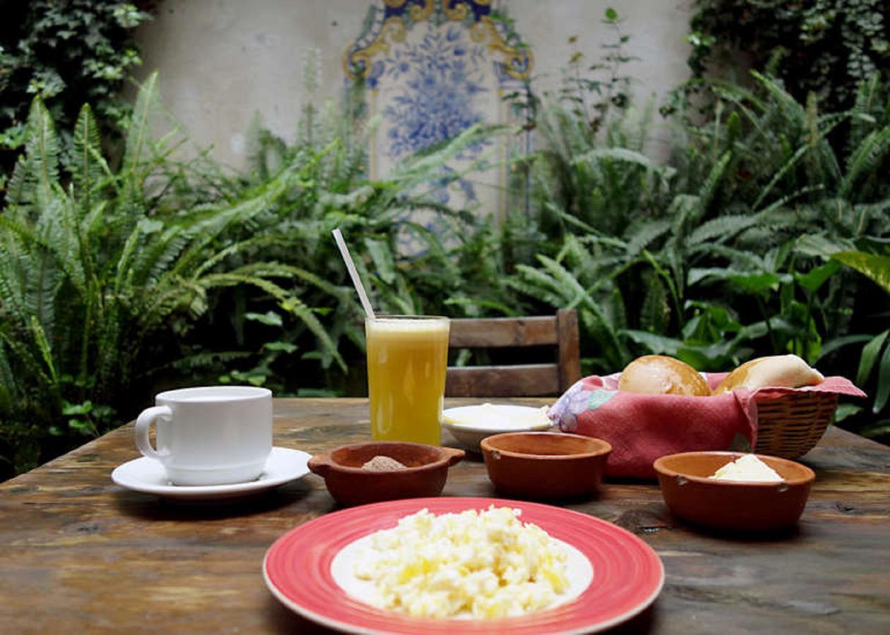 Hotel Dona Esther Otavalo Extérieur photo