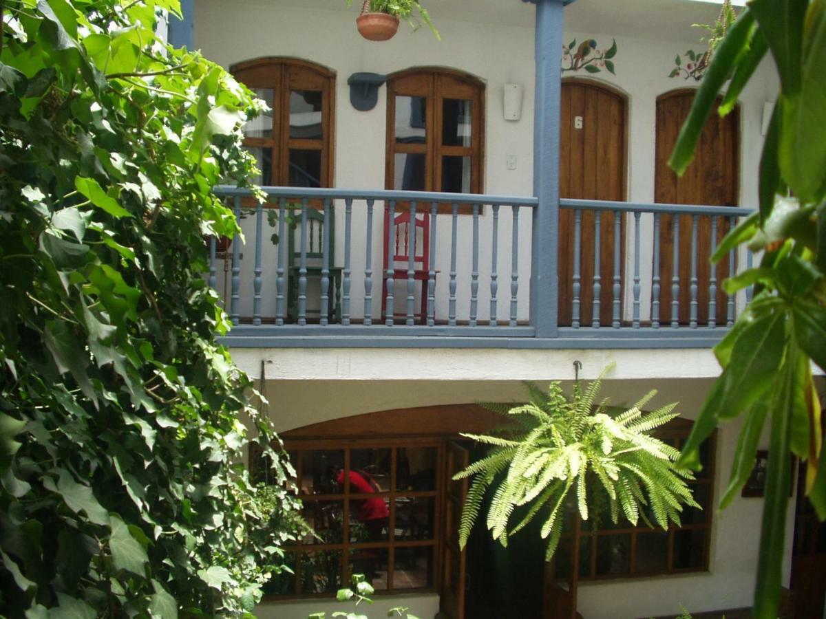 Hotel Dona Esther Otavalo Extérieur photo